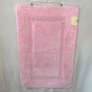NWT✨Pottery Barn Kids✨Pink Basic Bath Mat 22in x 34in